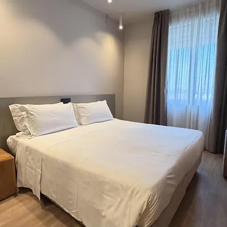 Astoria Sure Collection By Western Milán