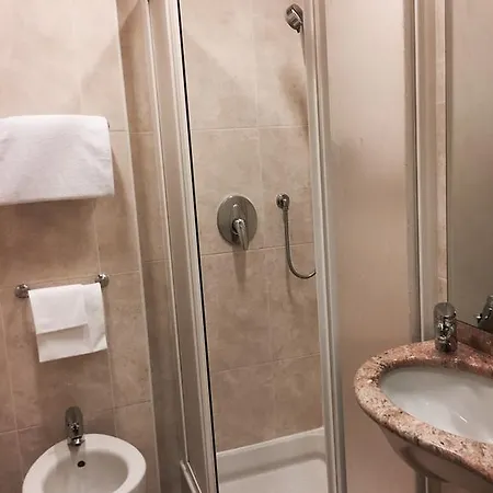 Astoria Sure Collection By Western 3* Milán
