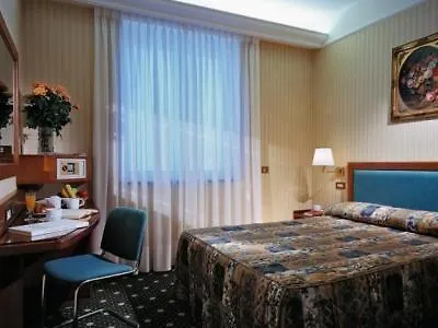 Astoria Sure Collection By Western Szálloda