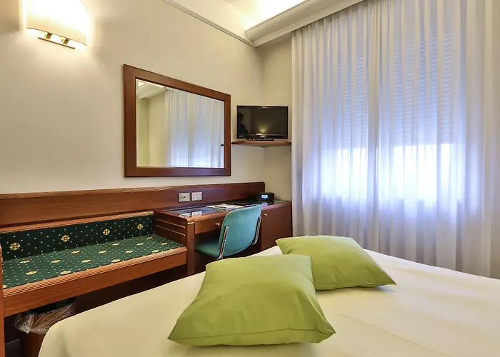 Astoria Sure Collection By Western