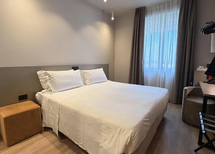 Astoria Sure Collection By Western Milán