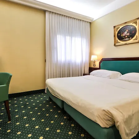 Astoria Sure Collection By Western Hotell 3*