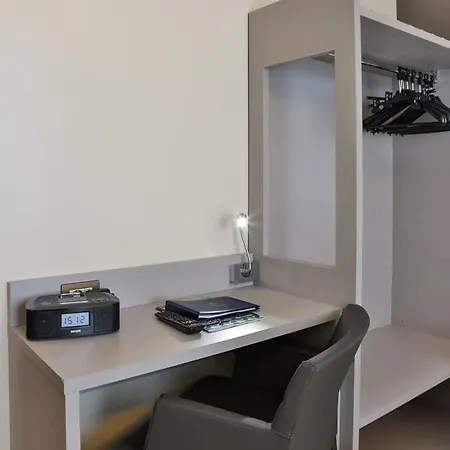 Astoria Sure Collection By Western Hotell 3*